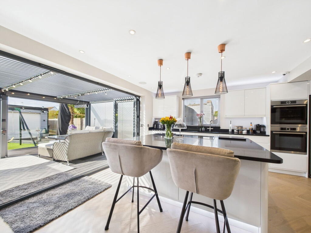 Additional image 16 of Cuckfield Crescent, Salvington, Worthing BN13 2EB