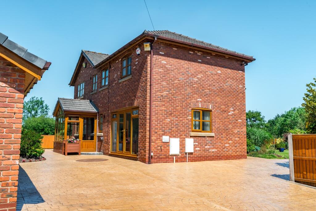 Additional image 35 of Wigan Road, Westhoughton, Bolton, BL5 2