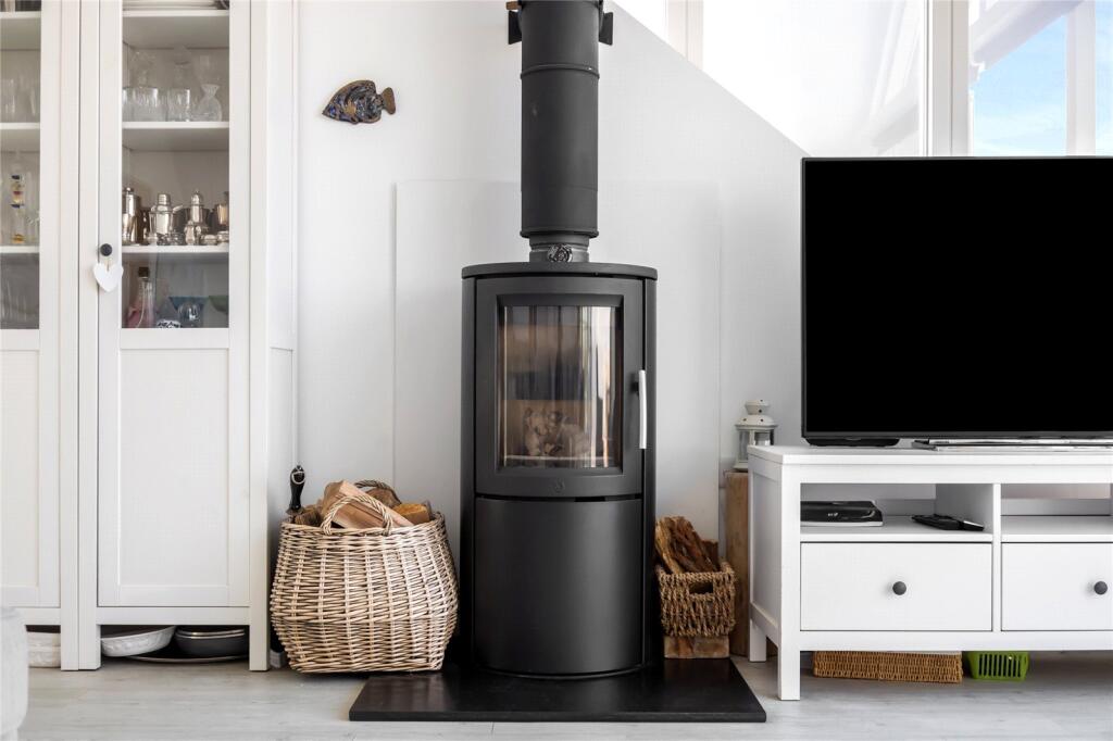 Additional image 10 of Shopsdam Road, Lancing, West Sussex, BN15