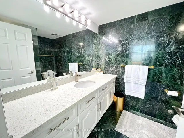 Additional image 32 of 409 Bloor St Unit 1101