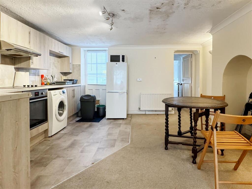 Additional image 5 of South Terrace, Littlehampton