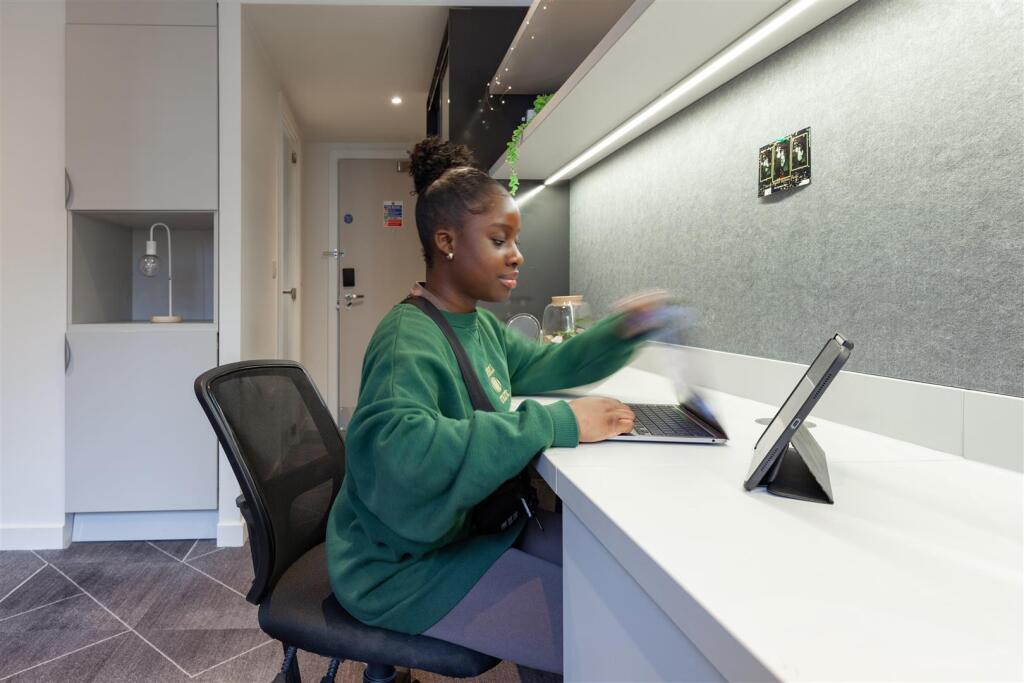 Additional image 21 of Birmingham | Student | September