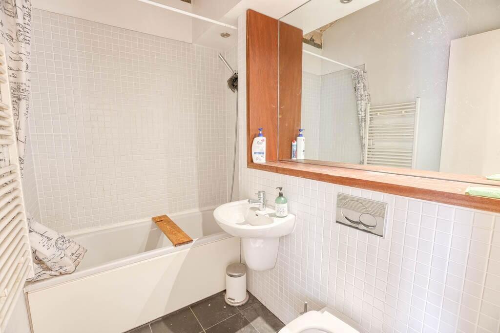 Additional image 8 of Lilycroft Road, Bradford, West Yorkshire, BD9 5BD