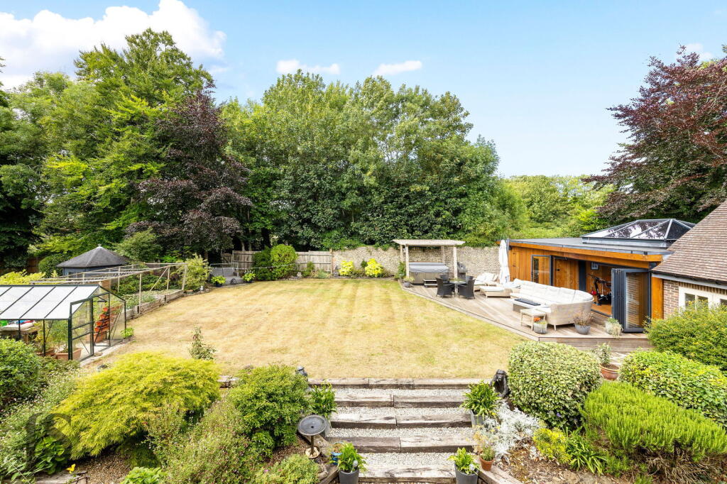 Additional image 37 of First Avenue, Worthing, West Sussex BN14 9NP