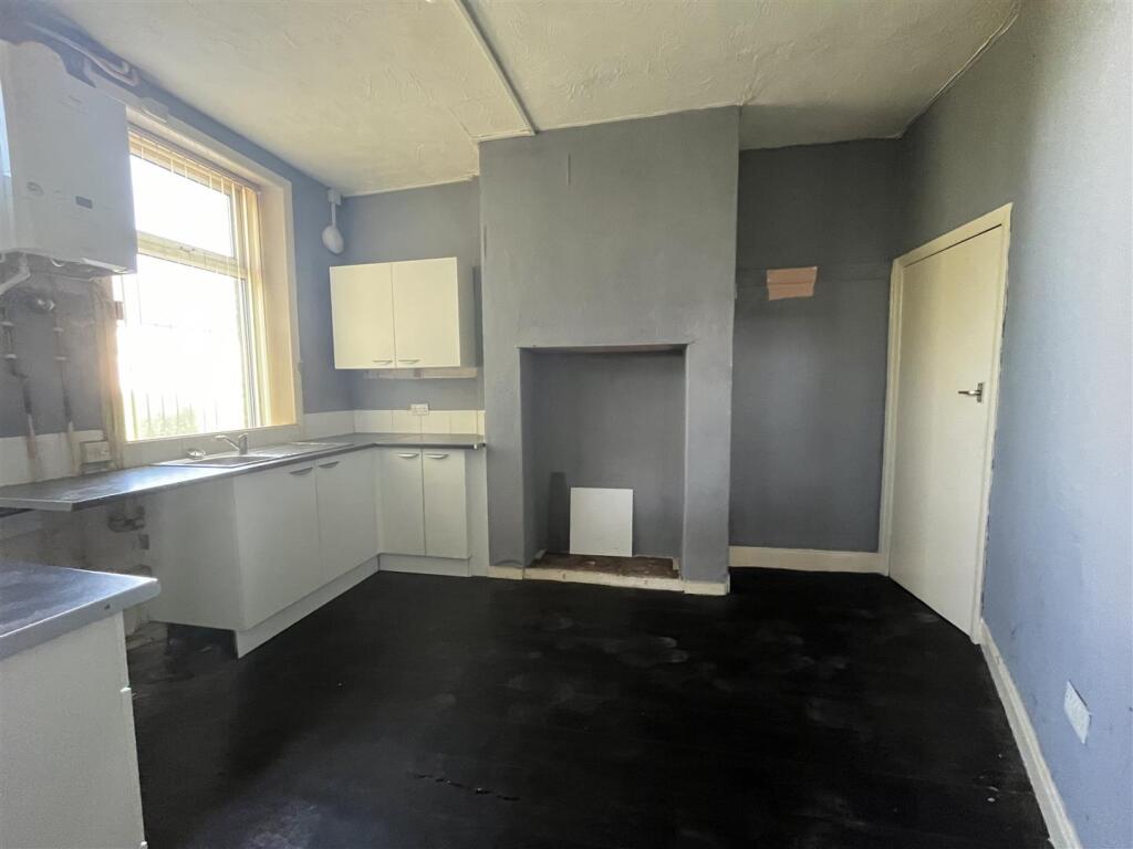 Additional image 10 of Moorcroft Terrace, Bradford