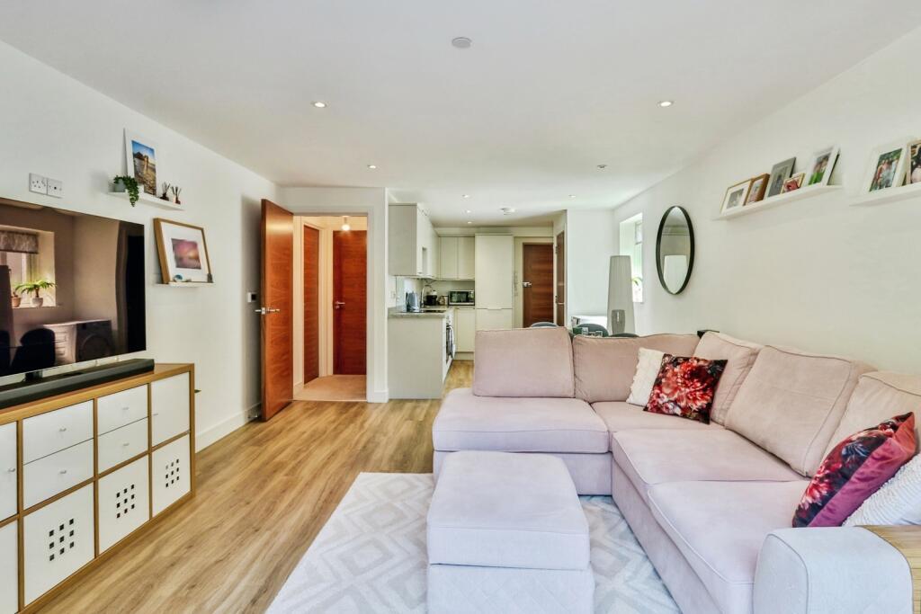 Additional image 6 of Queens Park Avenue, Bournemouth, Dorset, BH8