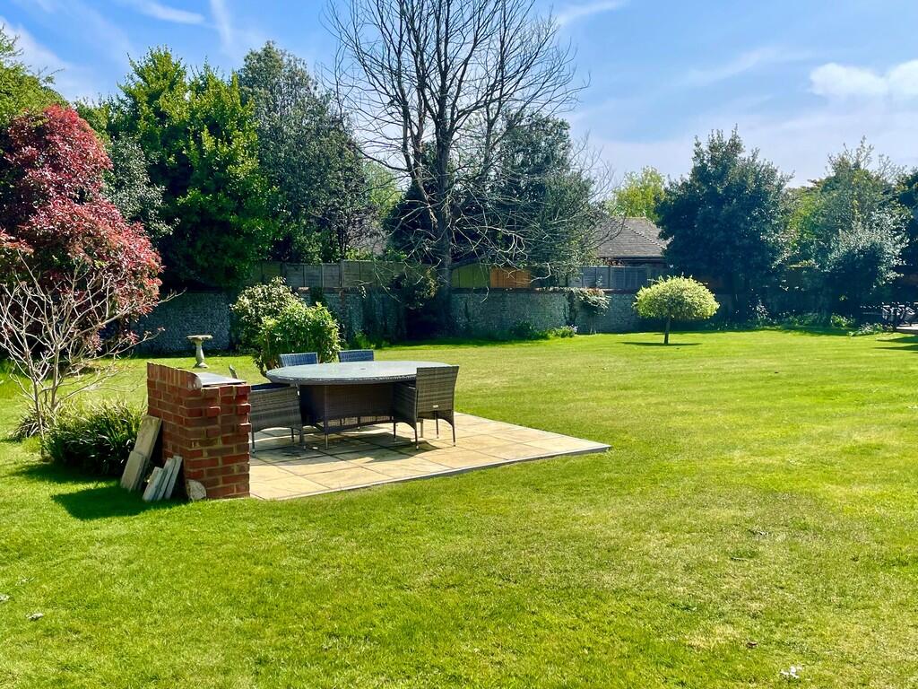 Additional image 4 of Ffynches Lodge, 18 The Street