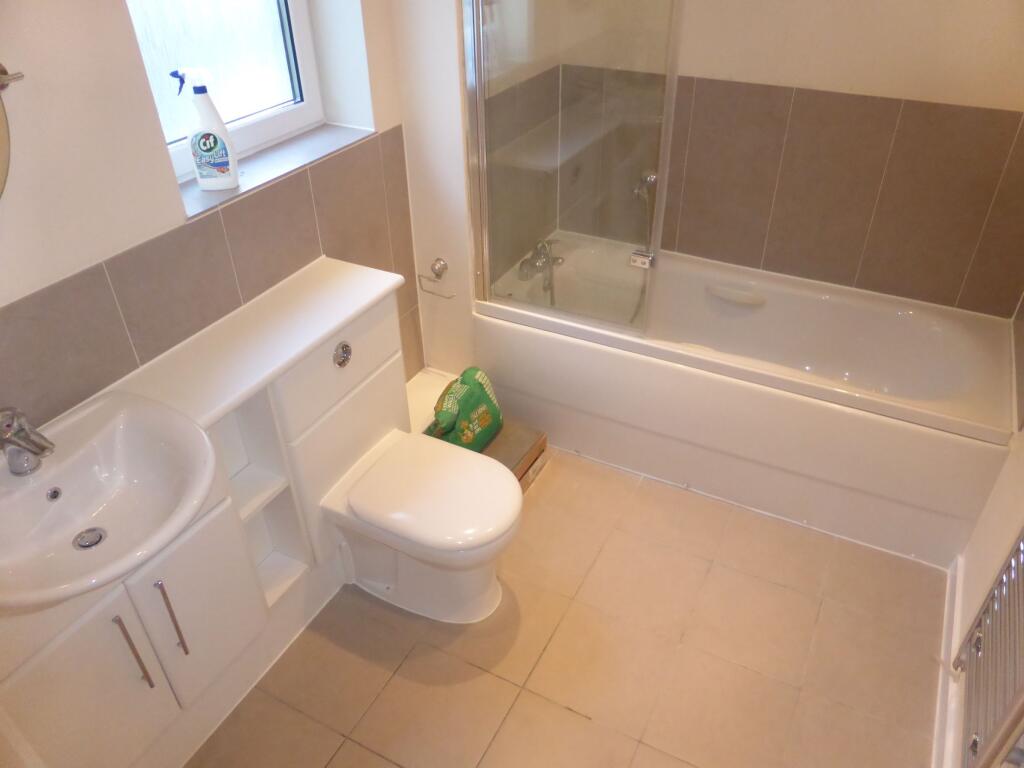 Additional image 11 of Stepney Court - P1372