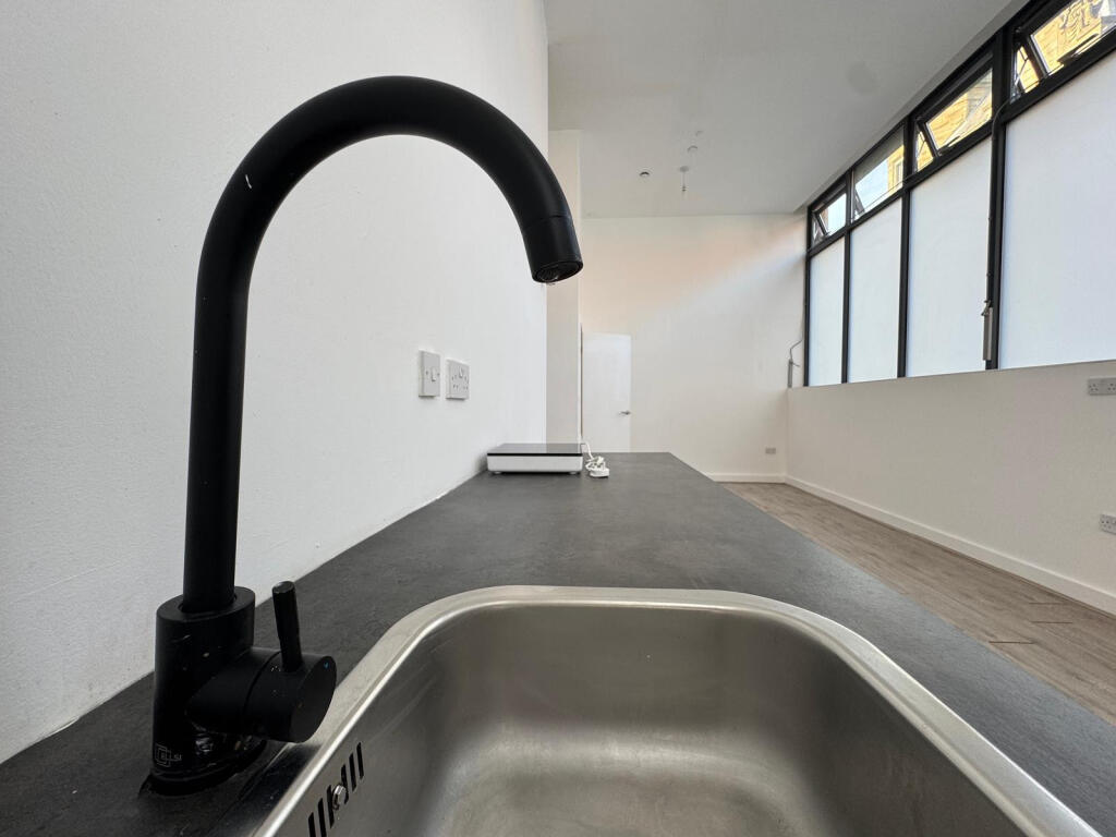 Additional image 2 of 21 Silver Street, Bury, Lancashire, BL9