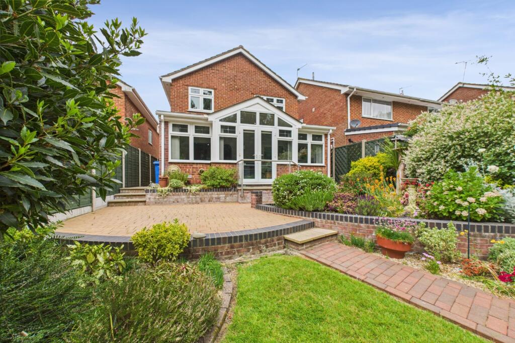Lytchett Drive, Broadstone, Dorset, BH18