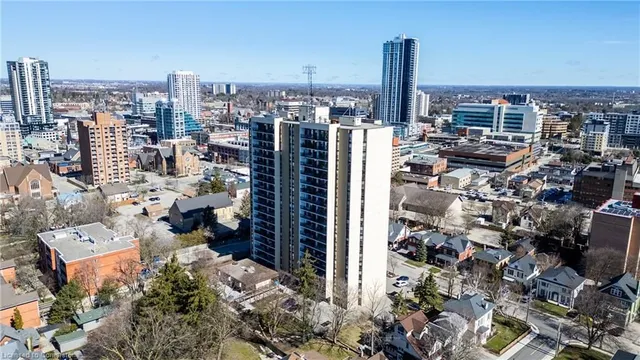 Additional image 3 of 81 Church St Unit 1504