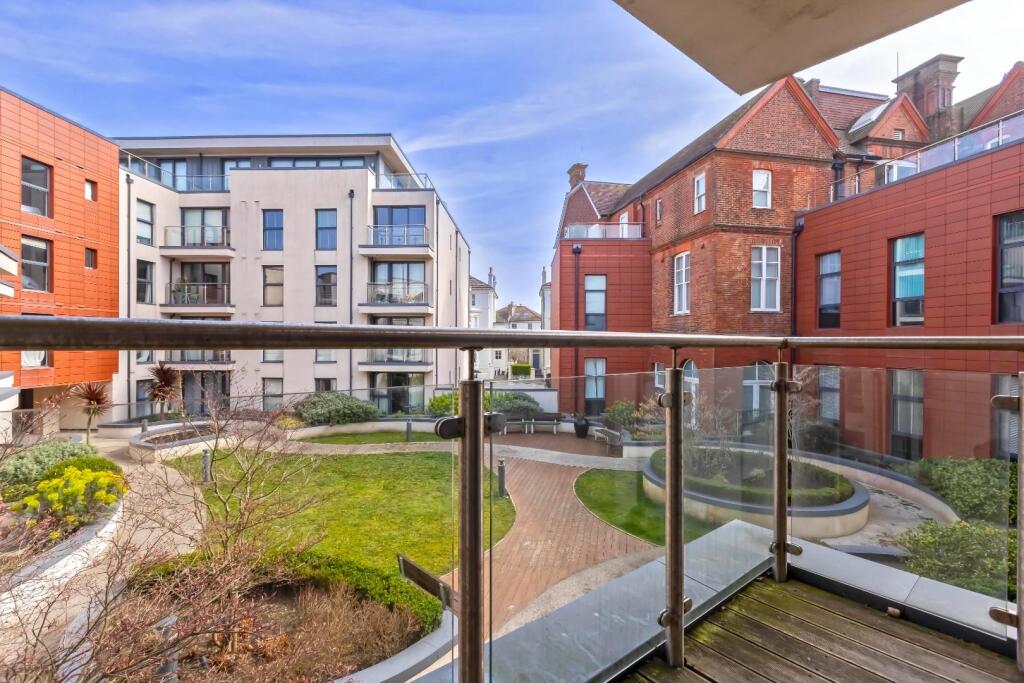 Additional image 2 of Clifton Hill, Brighton