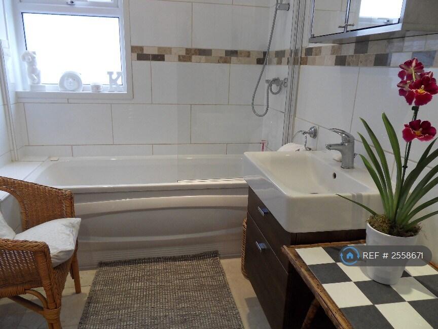 Additional image 2 of Southbourne, Bournemouth, BH5