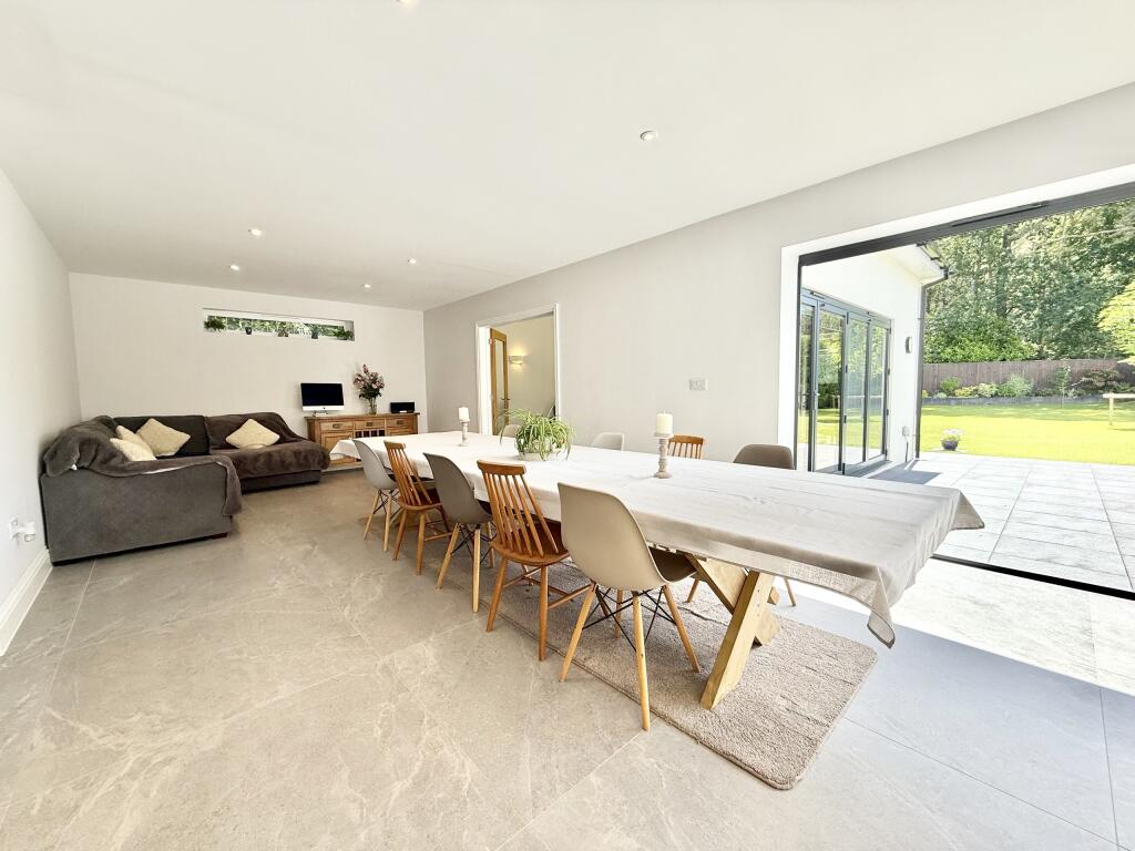 Additional image 7 of Beechwood Road, West Moors, Ferndown, Dorset, BH22