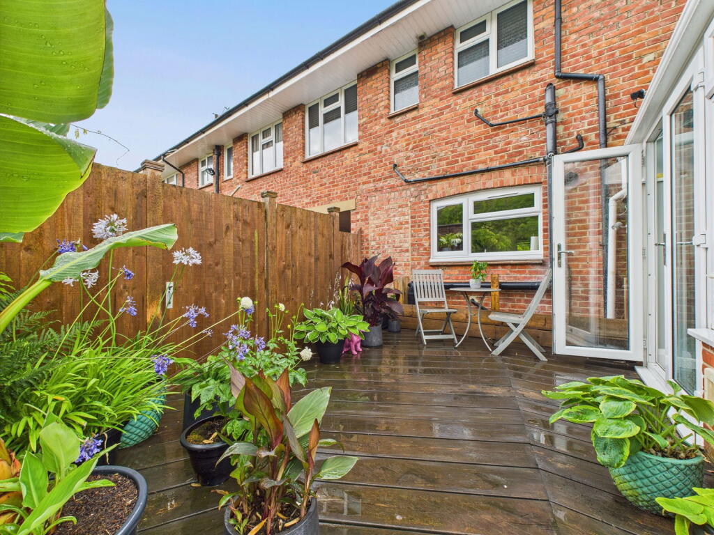 Additional image 21 of Hurst Avenue, Worthing, BN11