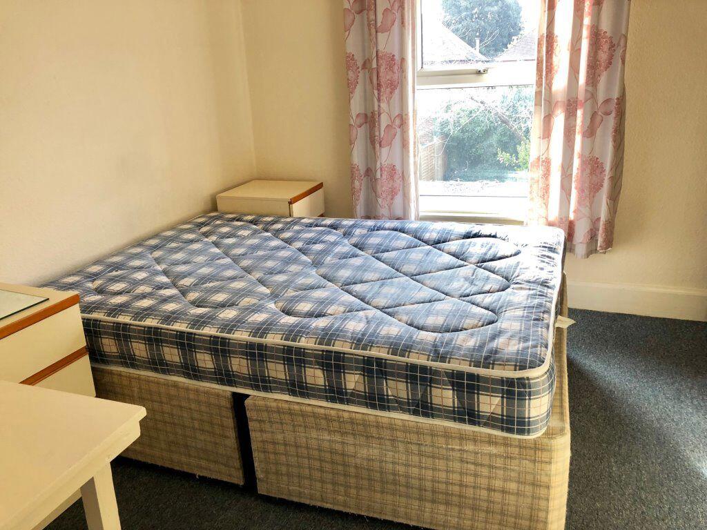 Additional image 4 of STUDENT THREE/ FOUR BEDROOM HOUSE (113st)