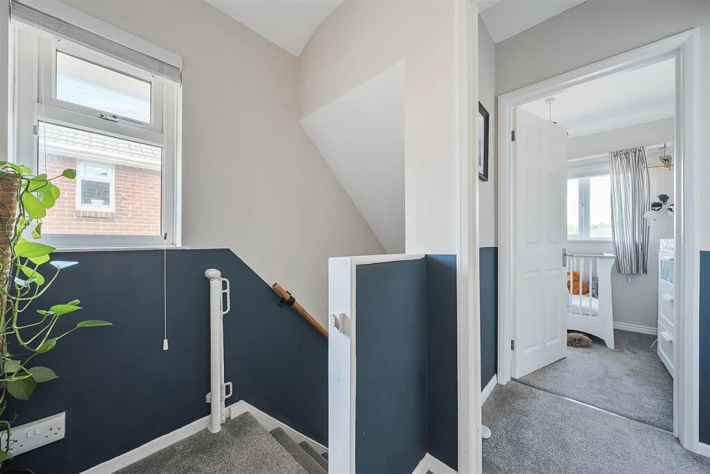 Additional image 18 of Kitchener Crescent, Poole