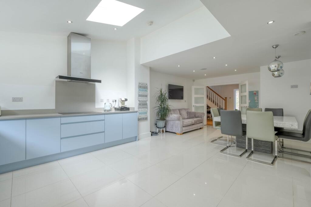 Additional image 7 of Birmingham Road, Marlbrook, B61