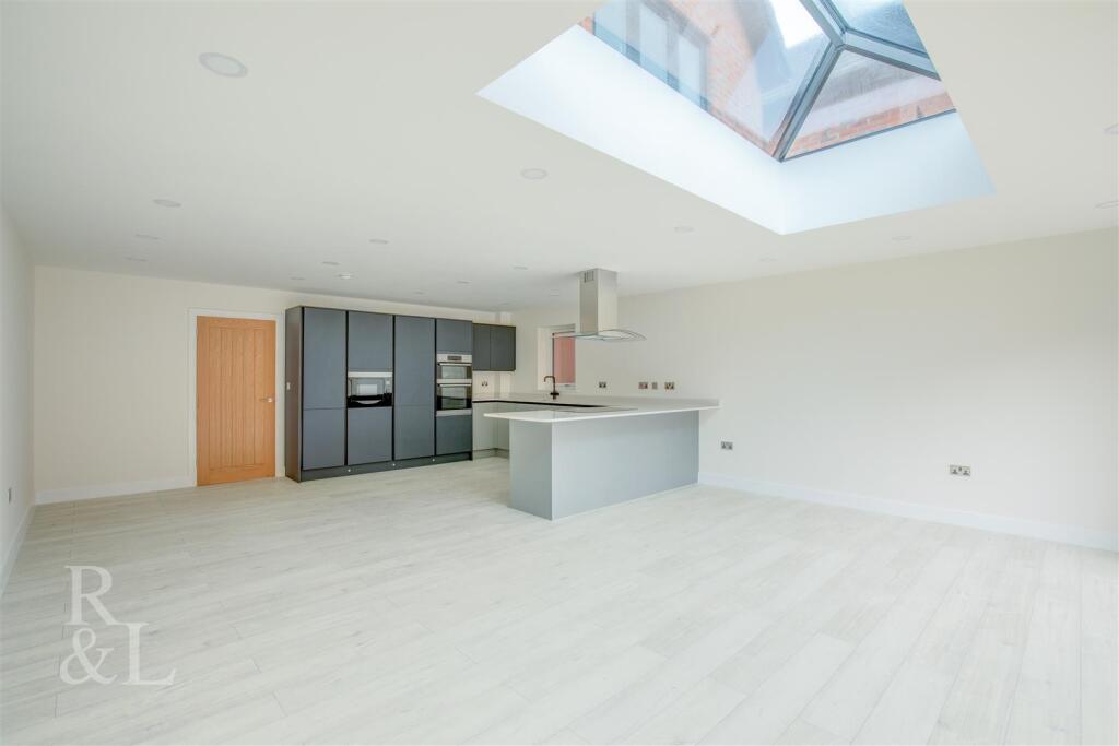 Additional image 8 of Coventry Road, Kingsbury, Tamworth