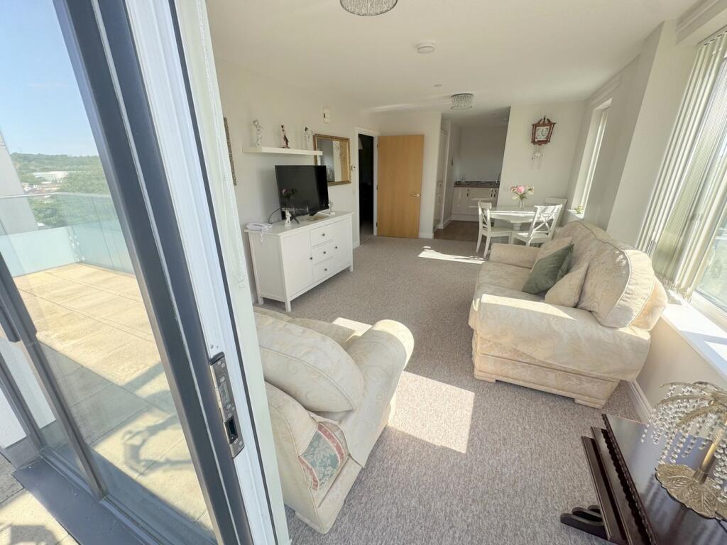 Additional image 7 of Parkstone Road, Poole, BH15