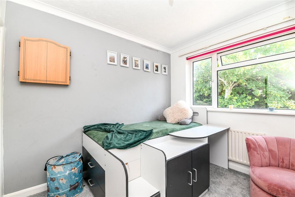 Additional image 4 of White Horses, Marine Drive, Barton on Sea, Hampshire, BH25