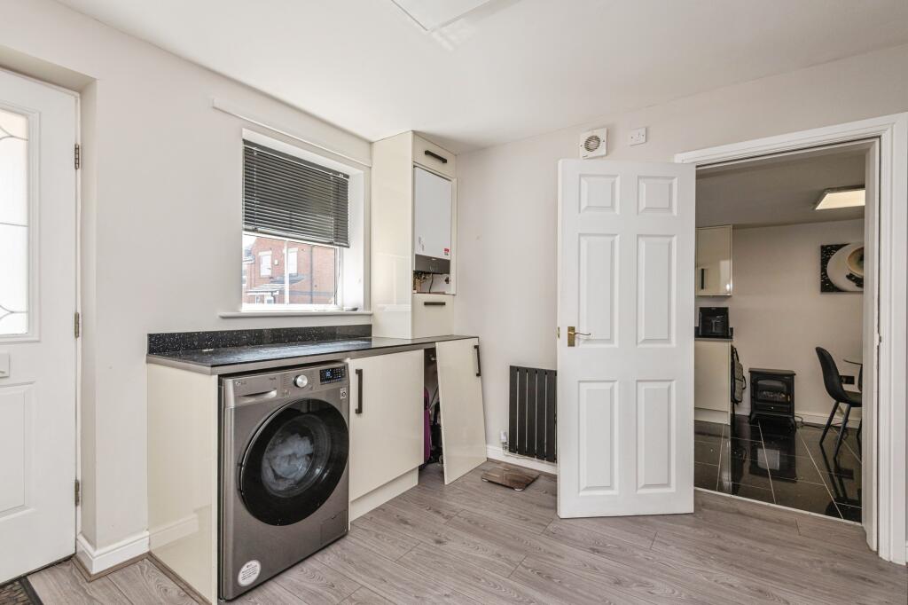 Additional image 3 of Garthwood Close, Bradford, BD4