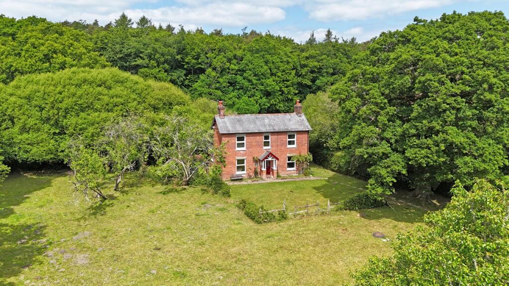 Additional image 11 of Lyndhurst Road, Burley, Ringwood, BH24
