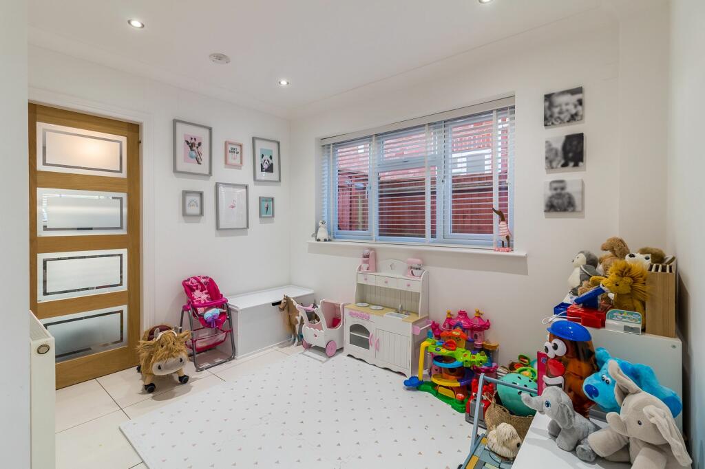 Additional image 12 of Seymour Road, Ringwood, Hampshire