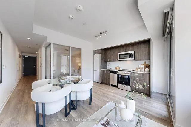 Additional image 5 of 1 Cardiff Rd Unit 303