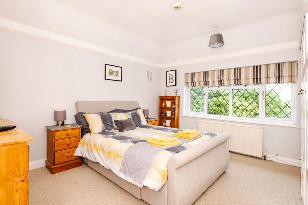 Additional image 17 of George V Avenue, West Worthing, West Sussex, BN11 5RQ