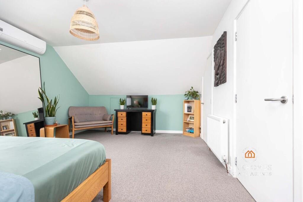 Additional image 20 of Insley Crescent, Broadstone, BH18