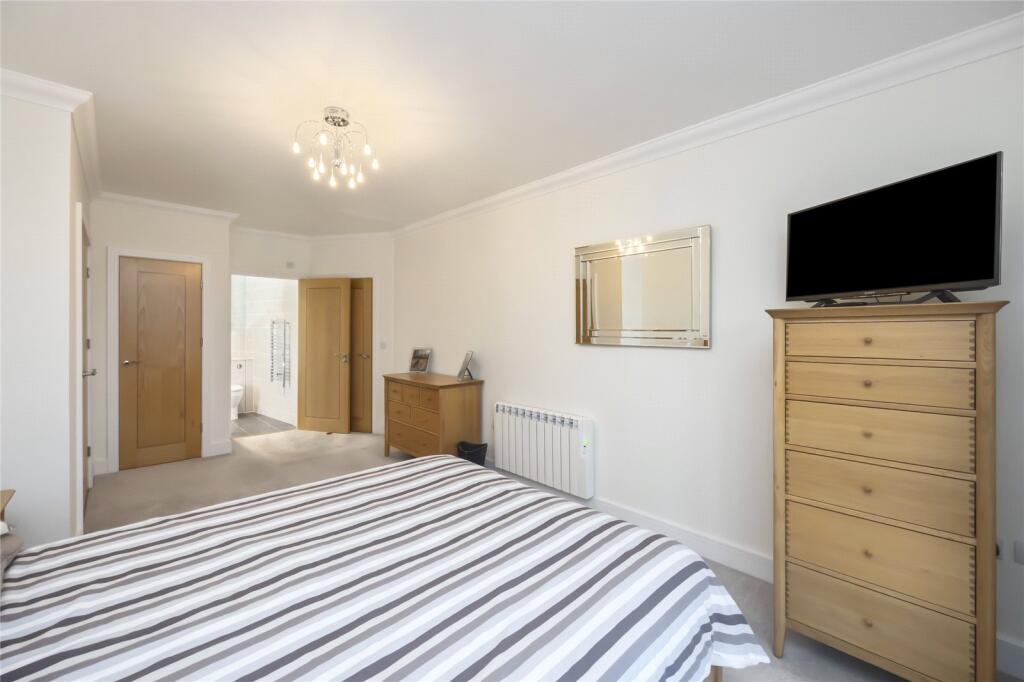 Additional image 11 of Harsfold Close, Rustington, Littlehampton, West Sussex, BN16