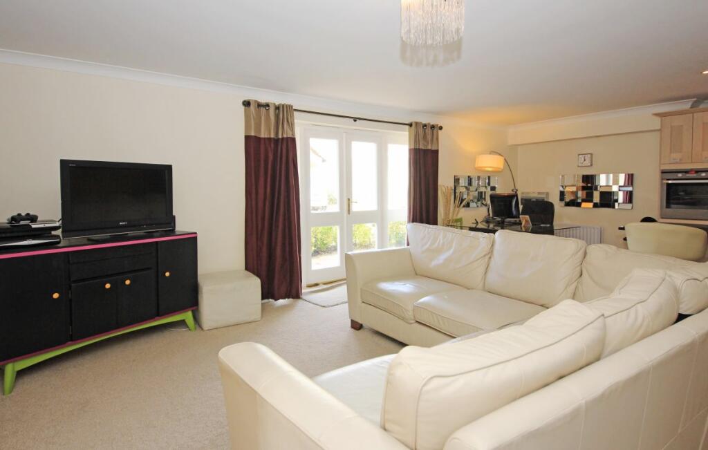 Additional image 10 of Merlewood Close, Town Centre