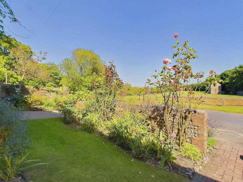 Additional image 39 of Nepcote, Findon Village, Worthing BN14 0SD