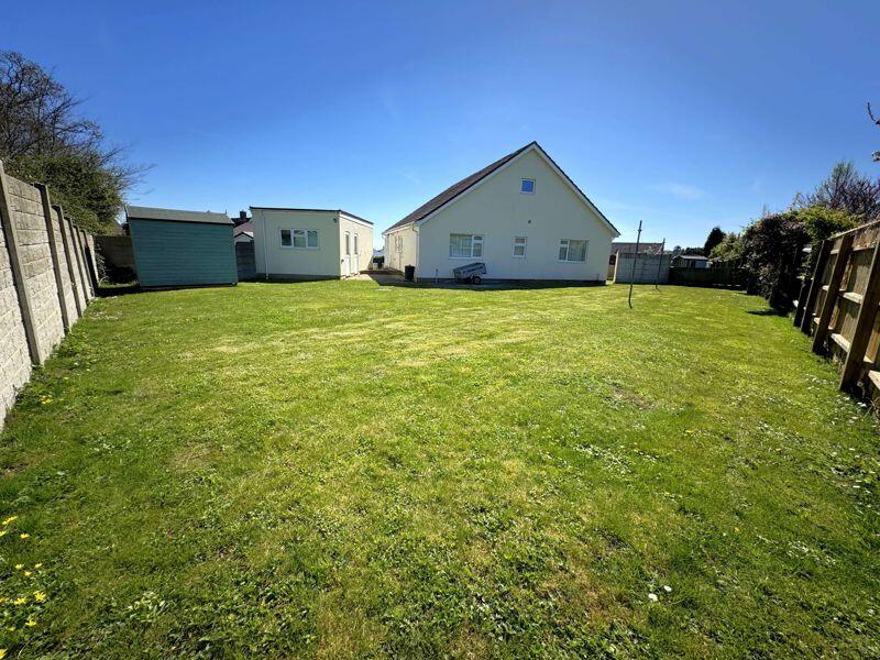 Additional image 36 of Spacious Bungalow With Potential To Convert Huge Loft Space Stpp - Quiet Location