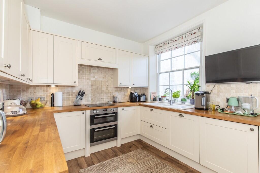 Additional image 28 of Lewes Crescent, Brighton
