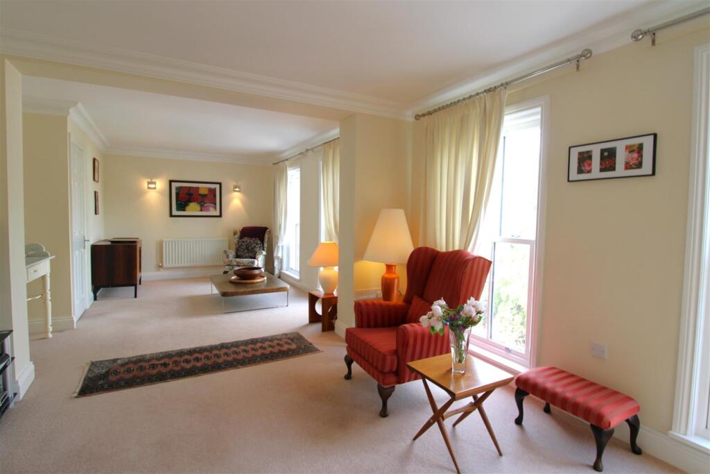 Additional image 20 of Surrey Street, Littlehampton