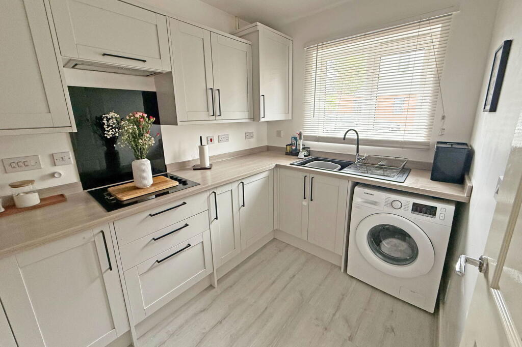 Additional image 4 of 11 Windsor Avenue, Longbridge, Birmingham, B45 8QD