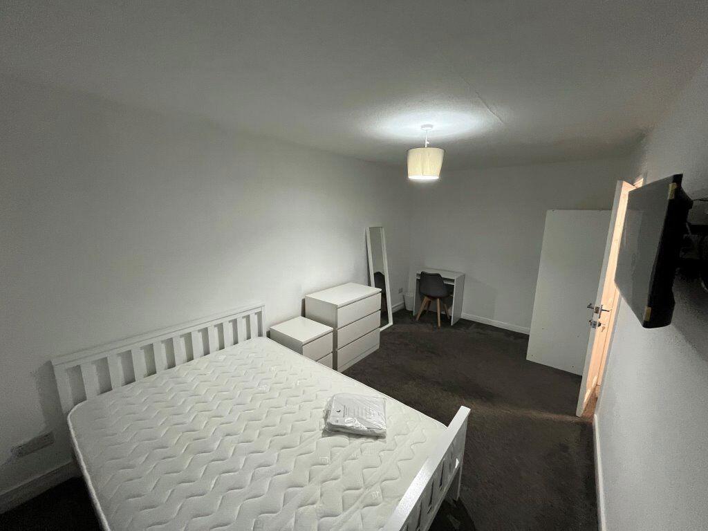 Additional image 4 of 98 Arden Grove, B16 8HQ