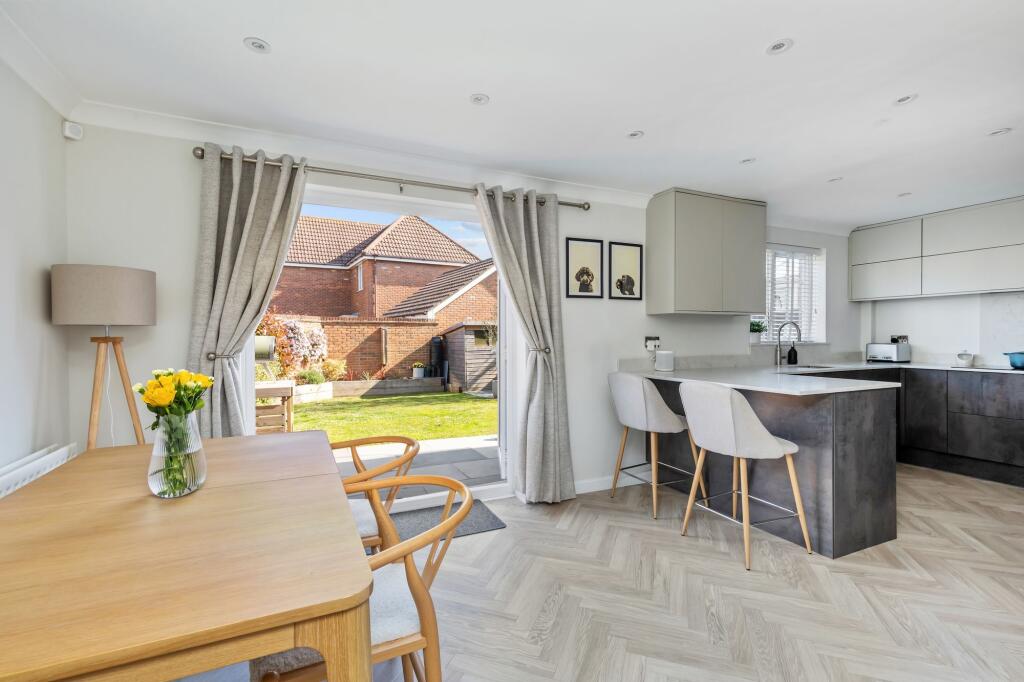 Additional image 4 of Columbine Way, Littlehampton, BN17