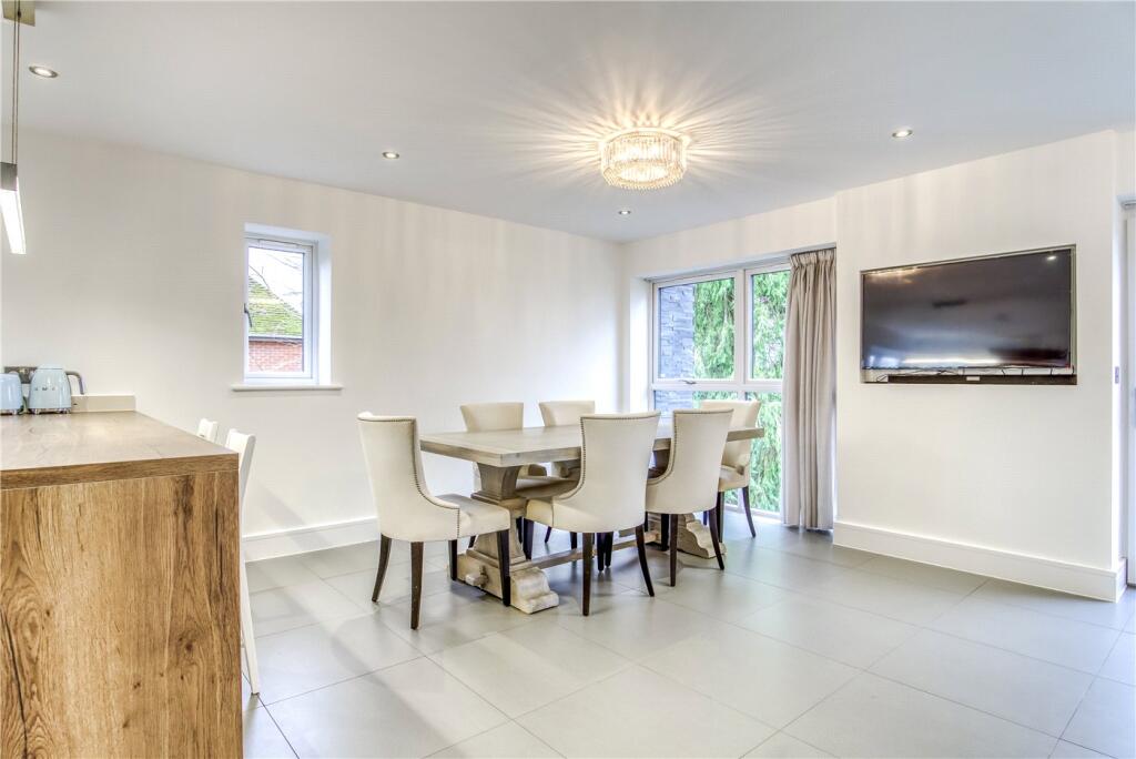 Additional image 4 of Delhi Close, Lower Parkstone, Poole, Dorset, BH14