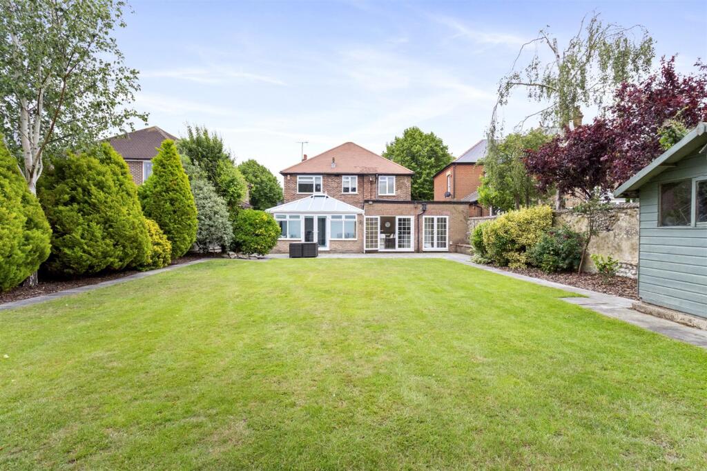 Additional image 30 of Chesswood Road, Worthing