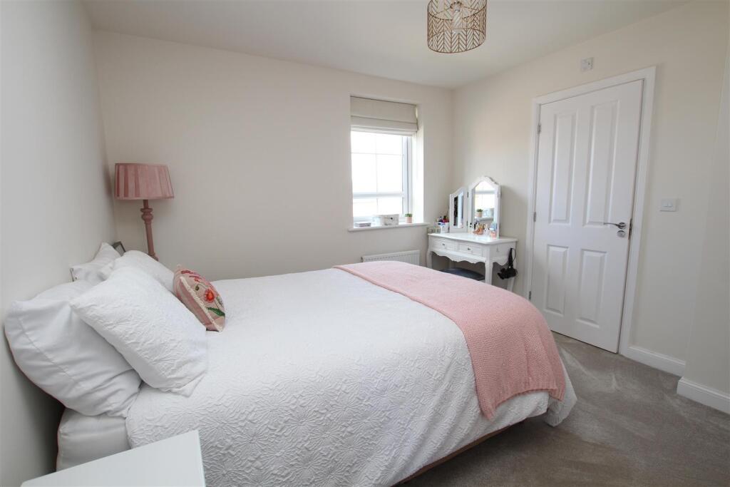 Additional image 13 of Greenway View, Cleckheaton