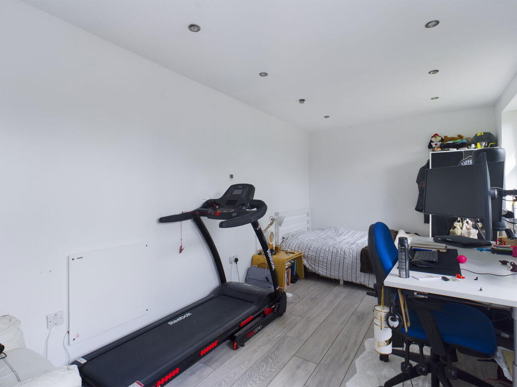 Additional image 15 of Hinchliff Drive, Wick, Littlehampton BN17 7GB