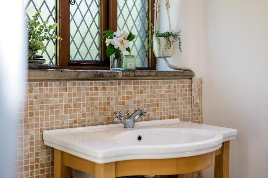 Additional image 20 of Higher Makinson Farm, Sandringham Road, Horwich, Bolton