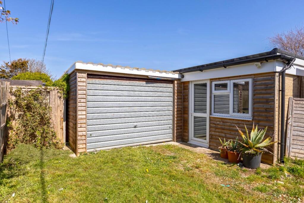 Additional image 26 of Bristol Avenue, Lancing