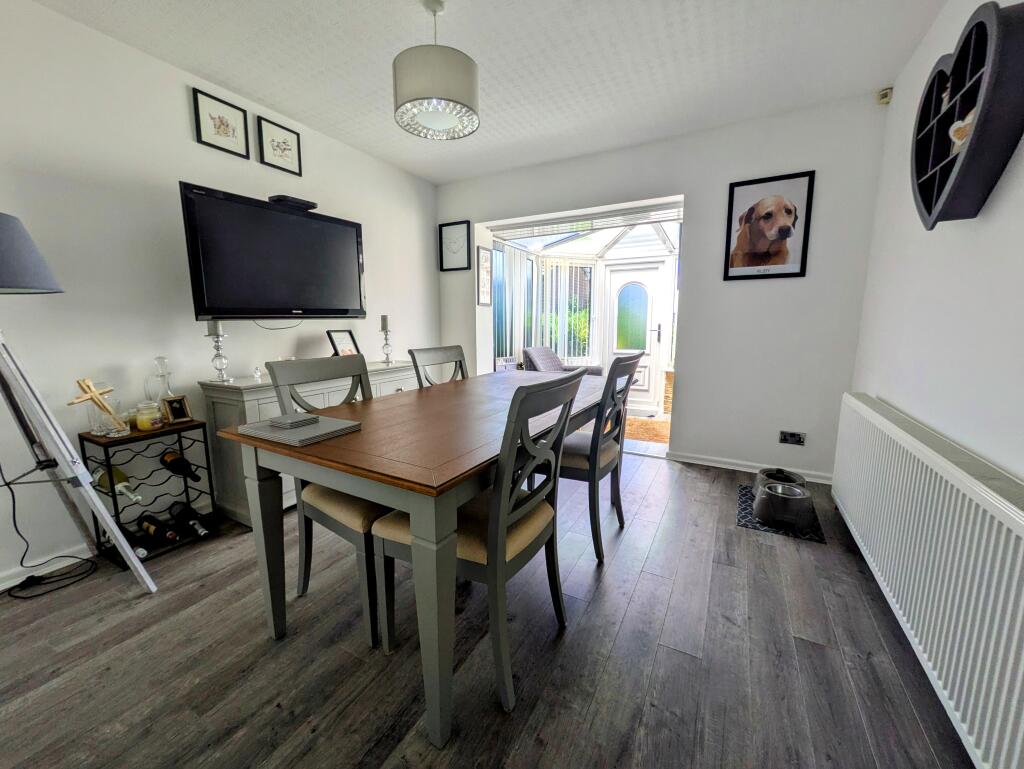 Additional image 5 of Fairway Walk, Bradford, BD7