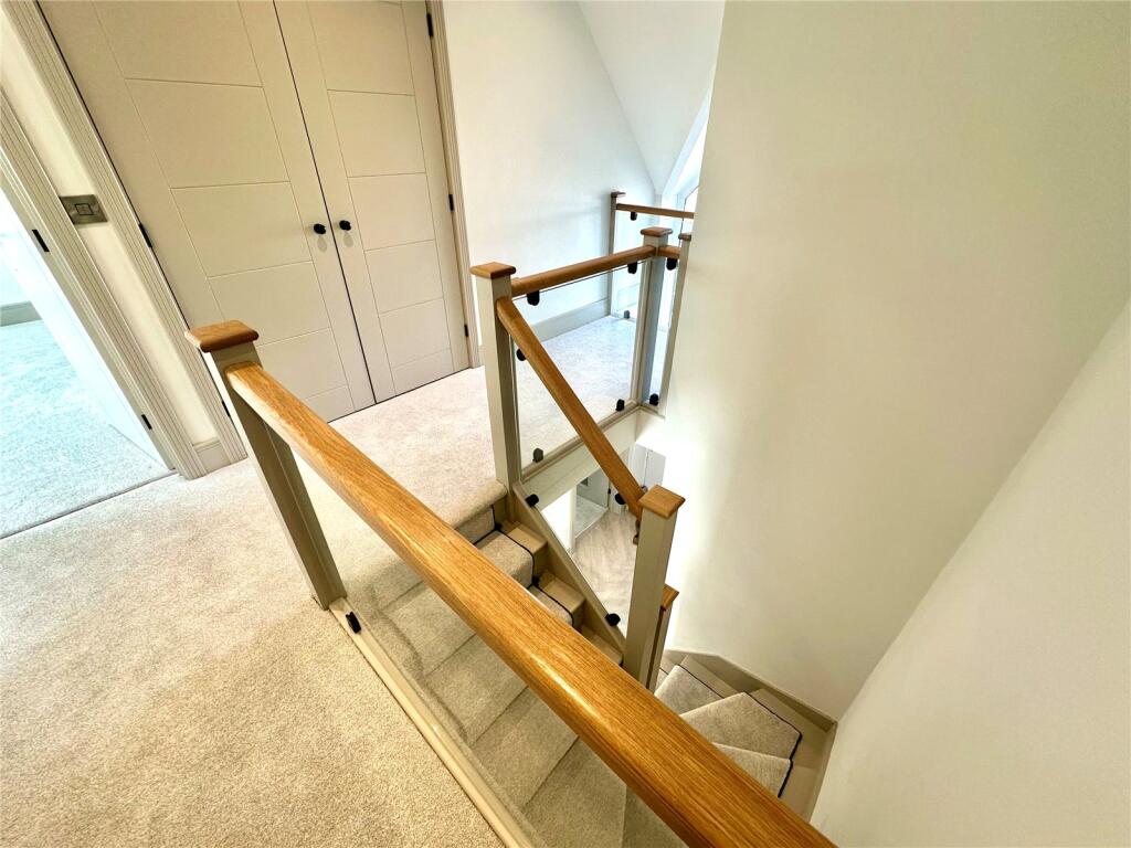 Additional image 9 of Oaks Drive, St. Leonards, Ringwood, Dorset, BH24