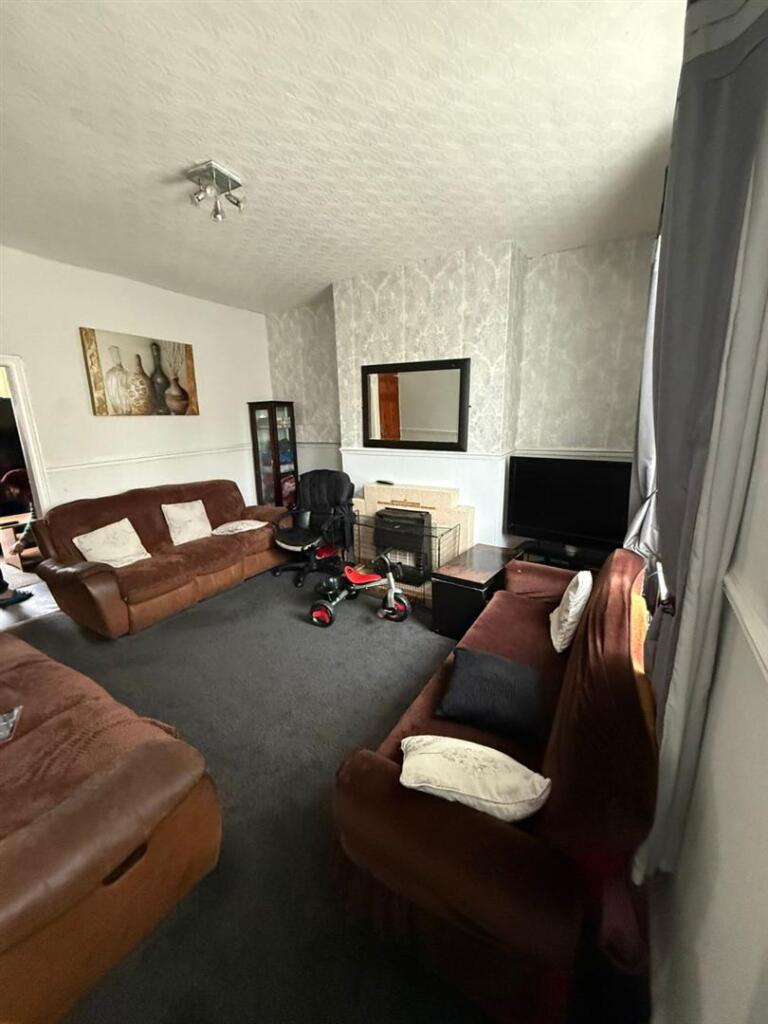 Additional image 2 of 114 Fitzroy Road, BD3 9PE