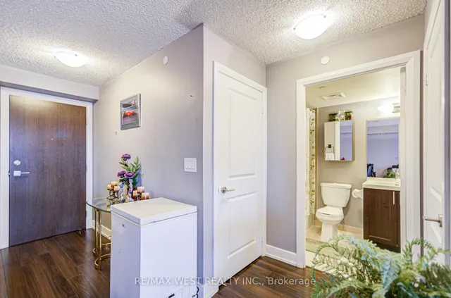 Additional image 22 of 2 Eva Rd Unit 630